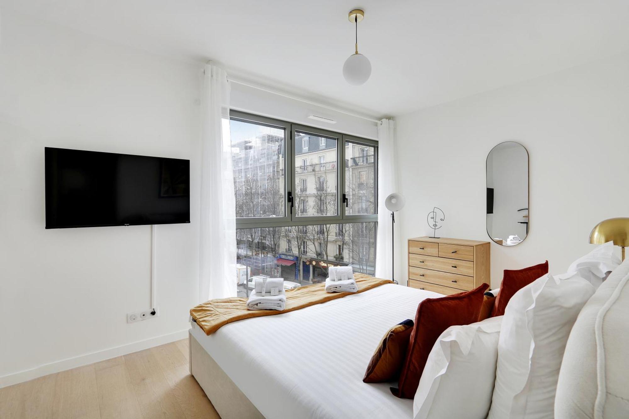 Pick A Flat's In Montmartre - Rue Ordener * Parijs