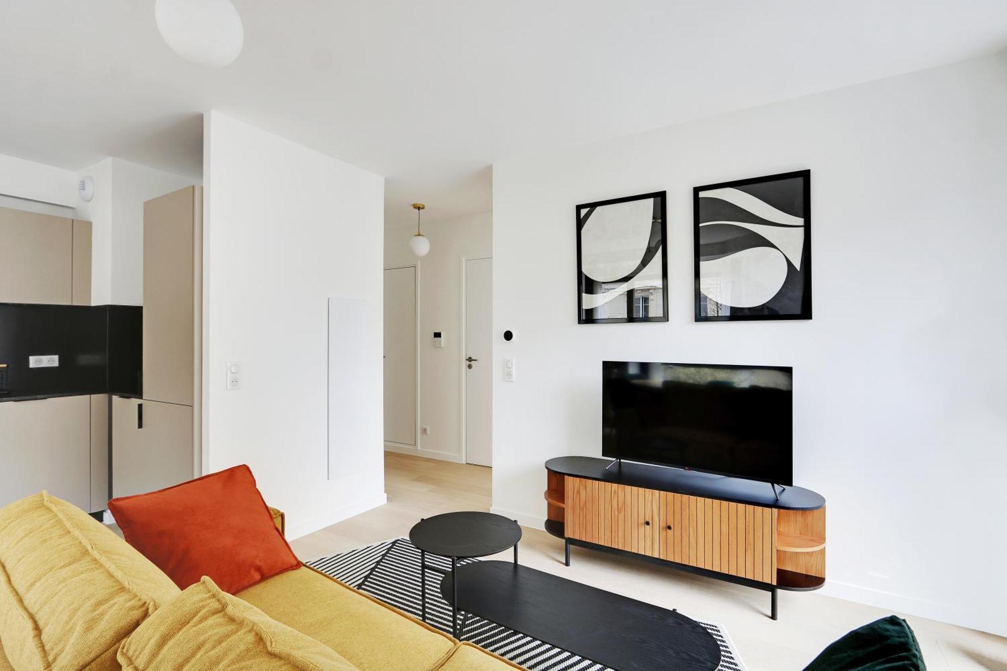 Pick A Flat's In Montmartre - Rue Ordener * Parijs